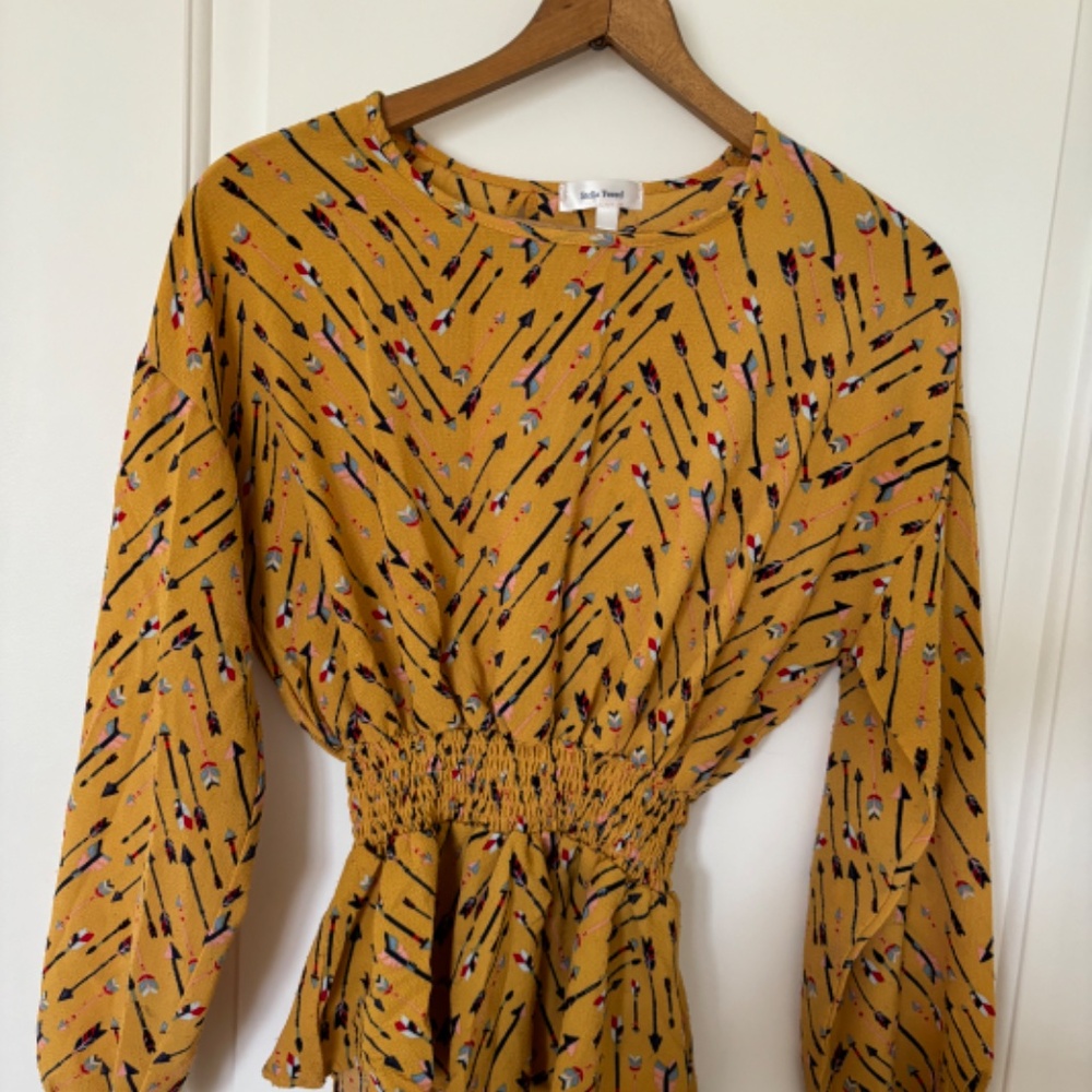 Mustard yellow blouse - Picture 5 of 5